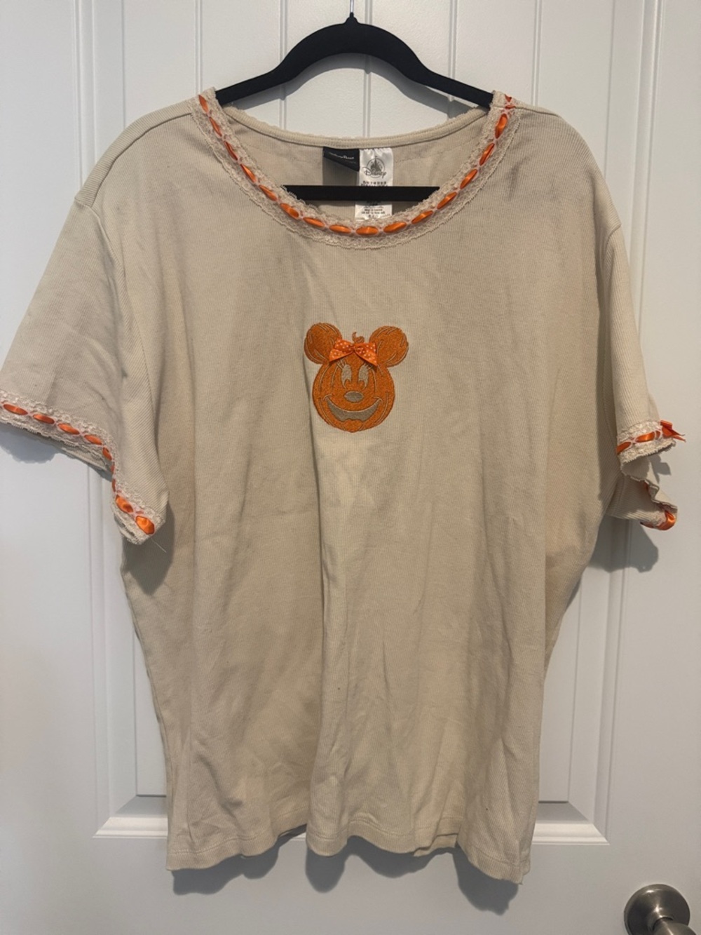 Her Universe Disney Beige Tee with Orange Mickey pumpkin Embroidered Character